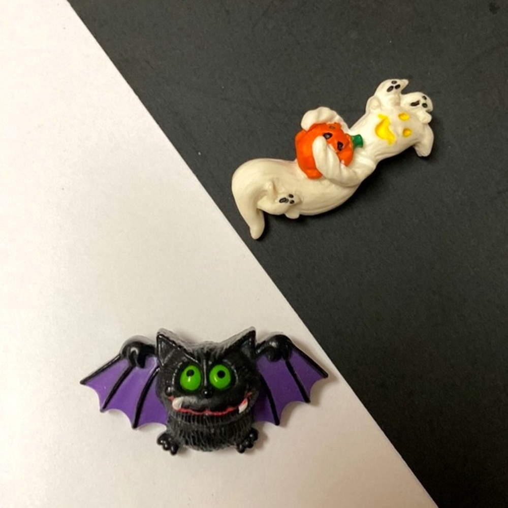 2 Halloween Brooches-Bat and Casper the Ghost